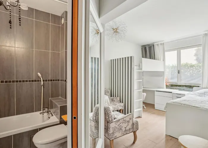Place Victor Hugo - Mesnil 1bdr By B'your Paris